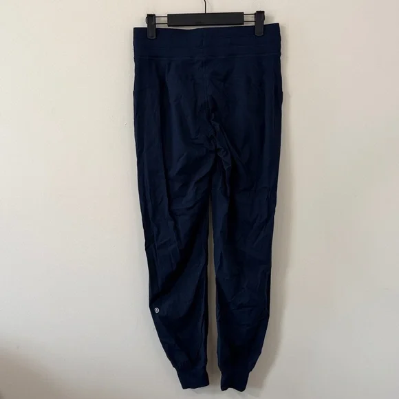 Lululemon Dance Studio Mid-Rise Jogger Full Length True Navy Size 6 - Picture 6 of 9